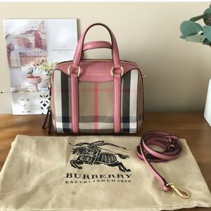 Burberry Satchel 💗
